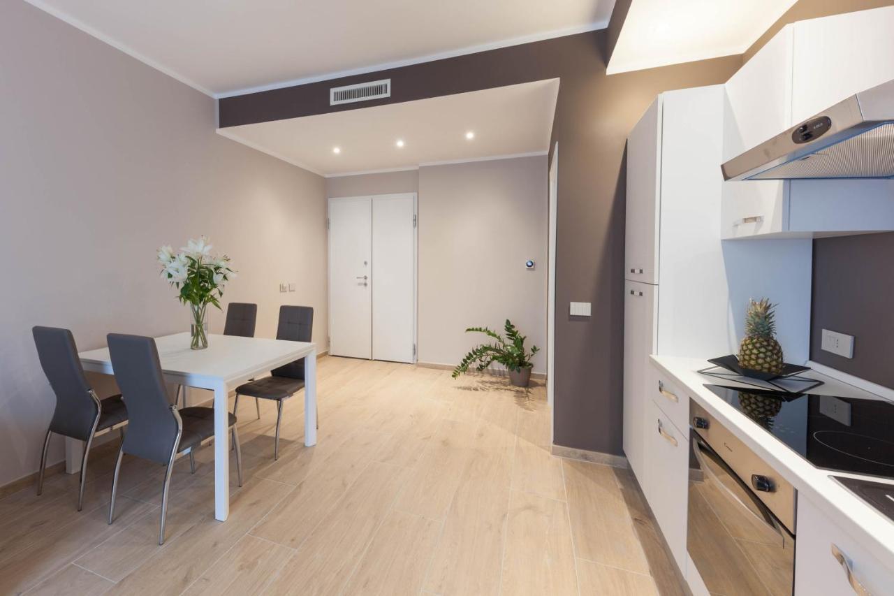 Teseo Apartments & Relax เจนัว ภายนอก รูปภาพ