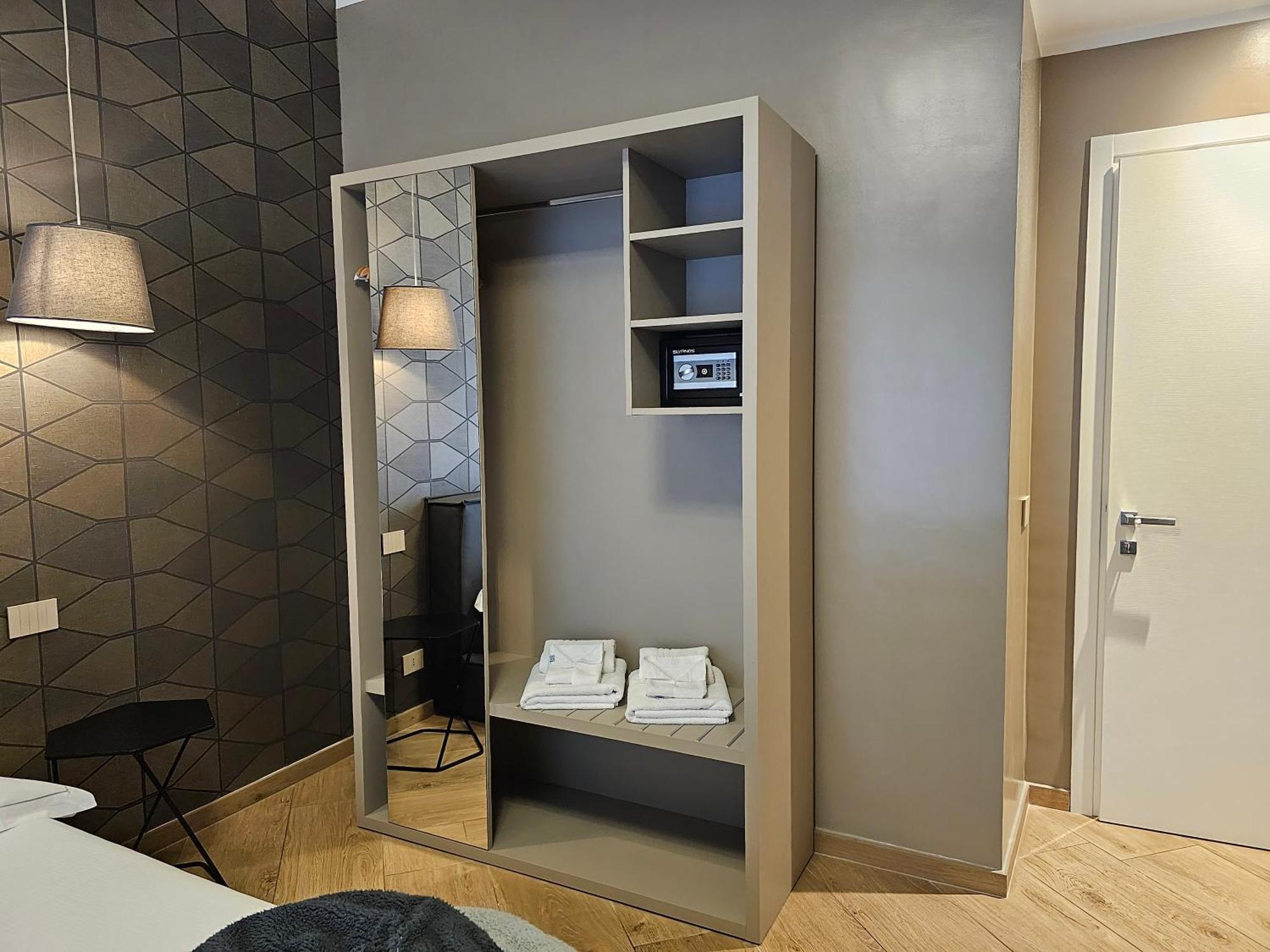 Teseo Apartments & Relax เจนัว ภายนอก รูปภาพ